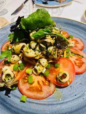 Achilles Restaurant Bar