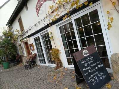 Weinstube Loblocher Schlössel