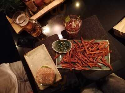 Hans Im GlÜck Burgergrill & Bar