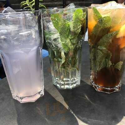 Hans Im GlÜck Burgergrill & Bar