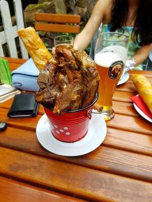 Gaststätte Badenburg Ritterkeller