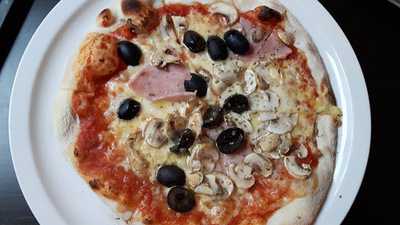 Pizza Riano