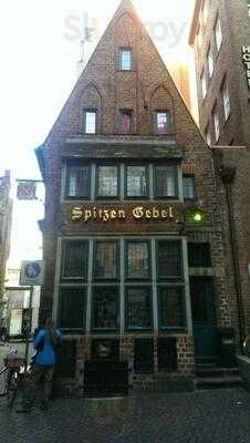 Spitzen Gebel