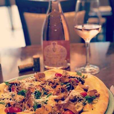 Lugano Gastro Restaurant & Café