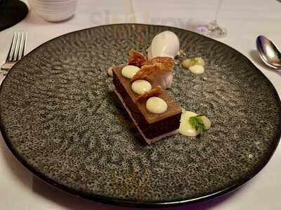 Ven Restaurant (innside By Melia)