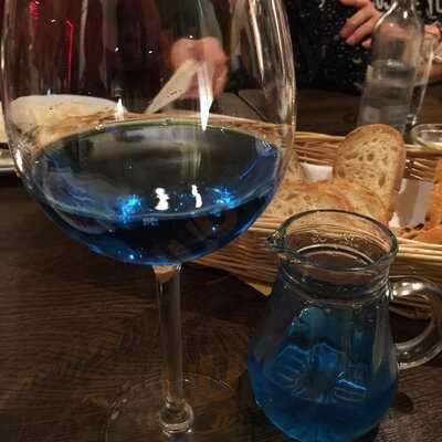 Uptown Restaurant + Bistro