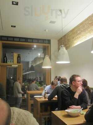 Piu Trattoria & Espresso Bar