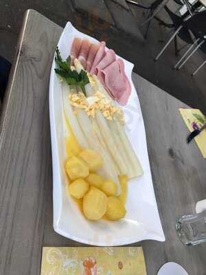 Rheinterrasse Uedesheim