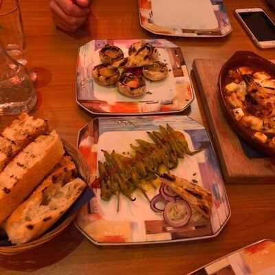 Ela Ela Restaurant Cafe Bar