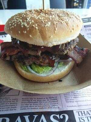 Danny's Burger & Grill