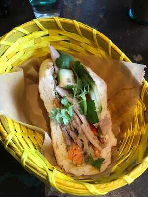 1980 Cafe & Banh Mi