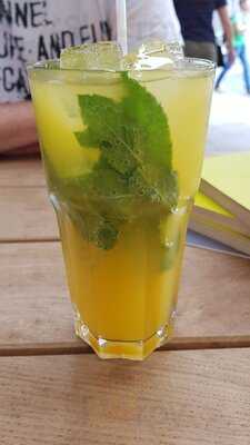 Hans Im GlÜck Burgergrill & Bar