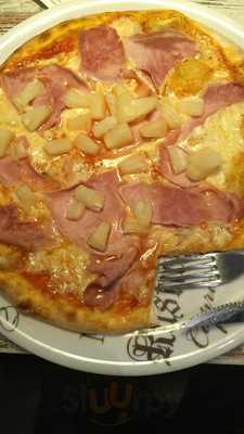 Delphi Grill & Pizzeria