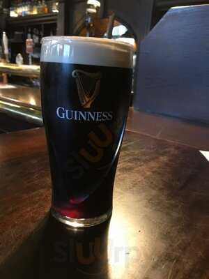Dubliner Irish Pub