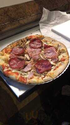 Lupo Trattoria,pizzeria