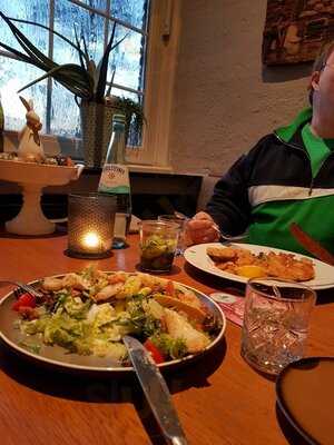 Henrik's Restaurant & Kneipe