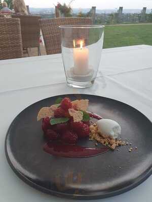 Hotel Und Restaurant Schloss Eckberg