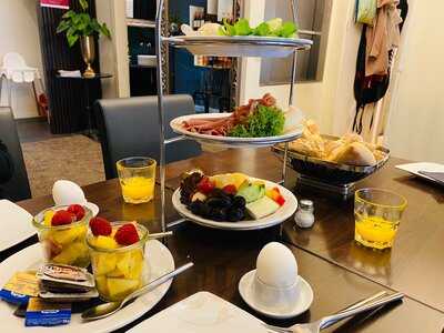 List Café • Bar • Bistro