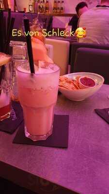 Bambi. Cocktailbar & Restaurant