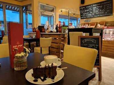 Solymar Feinkost & Bistro