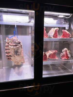 [m]eatery Bar + Restaurant