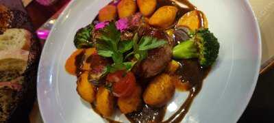 Einhorn Cafe Restaurant Weinbar