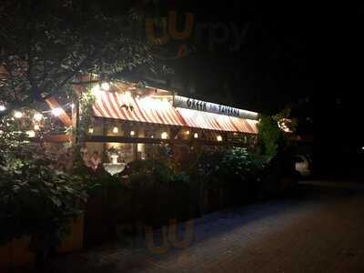 Costas Greek Taverna