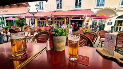 Le Bistro