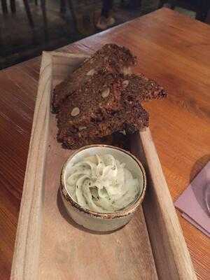 Weinhof Voosen Restaurant & Weinbar