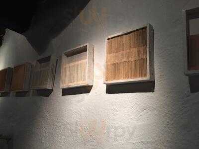 Weinhof Voosen Restaurant & Weinbar