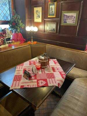 Erstes Ulmer Pfannkuchenhaus - Allgäuer Hof