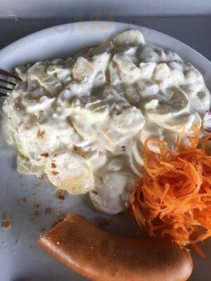 Konigsbacher Biergarten Am Deutschen Eck