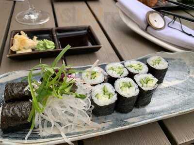 Sakura Kaiten Sushibar