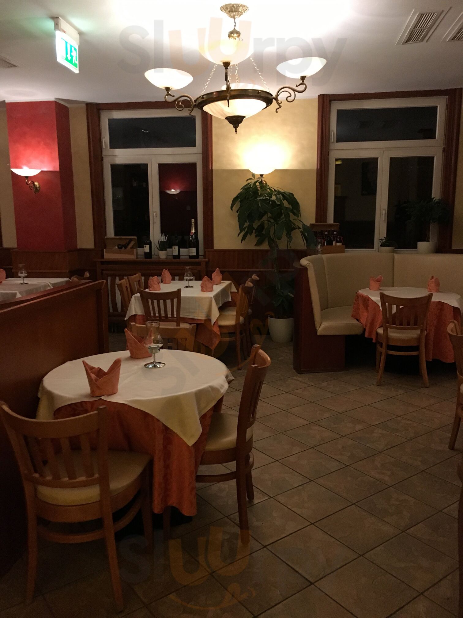 Restaurant Pizza & Grill Charleston