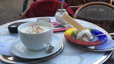 Eiscafé Brustolon Am Bahnhofplatz