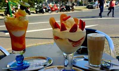Eiscafé Brustolon Am Bahnhofplatz