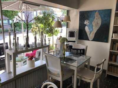 Salut! Das Eigenart Bistro