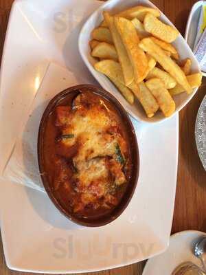 Troja Café & Restaurant