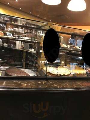 Camondas Schokoladenkontor An Der Frauenkirche