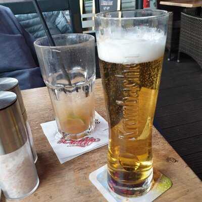 Barcio Cafe, Restaurant, Bar