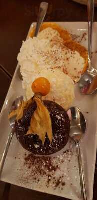 Barcio Cafe, Restaurant, Bar