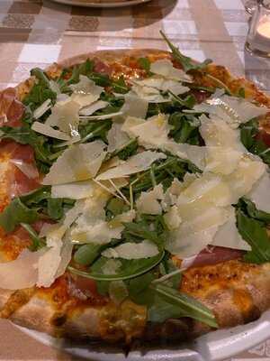 Pizzeria La Finestra