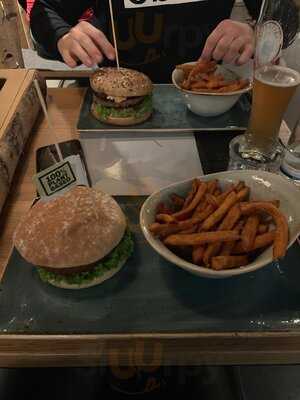 Hans Im GlÜck Burgergrill & Bar