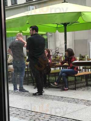 Hans Im GlÜck Burgergrill & Bar