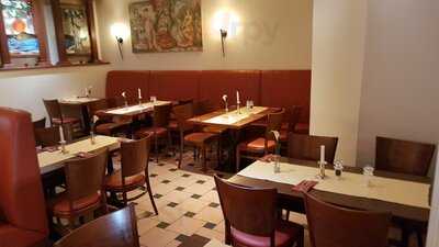 Mediterranos Restaurant