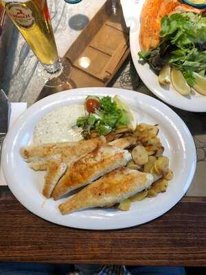 Fischhaus Am Fährehafen