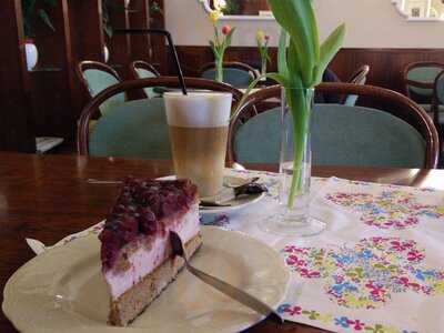 Cafe Und Konditoei Raab