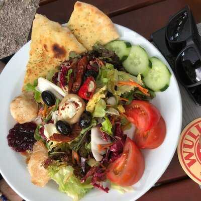 Zum Badgarten Ludwigsburg - Wirtshaus Und Biergarten