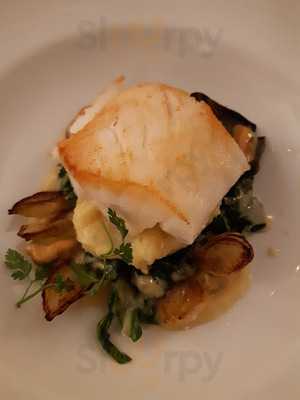 Bistro Petit Charlemagne