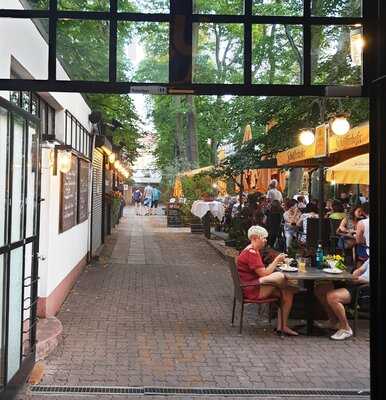 Kaisergarten Karlsruhe Ug & Co. Kg